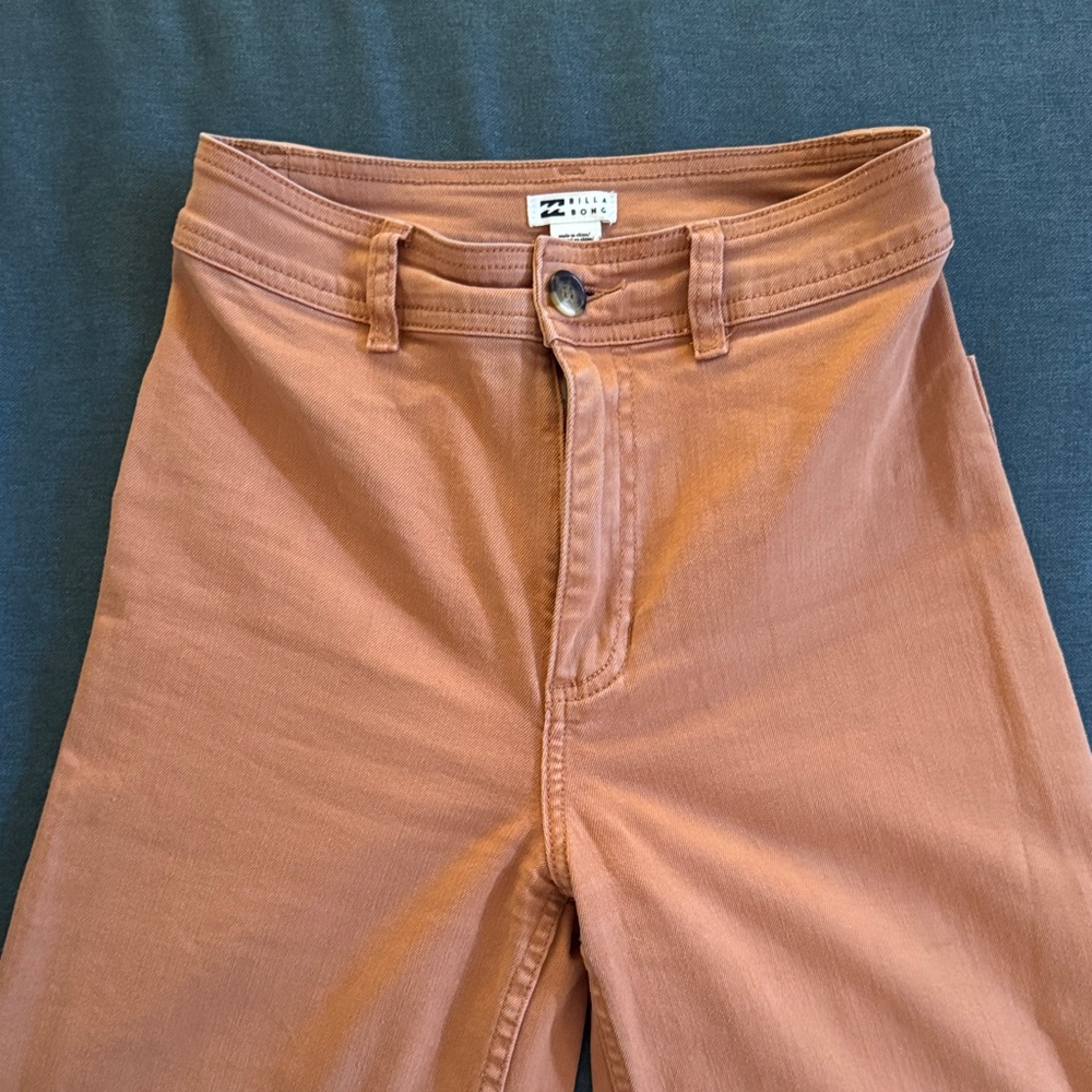 NWOT Billabong Fall High Terracotta Pants (24 or XS)